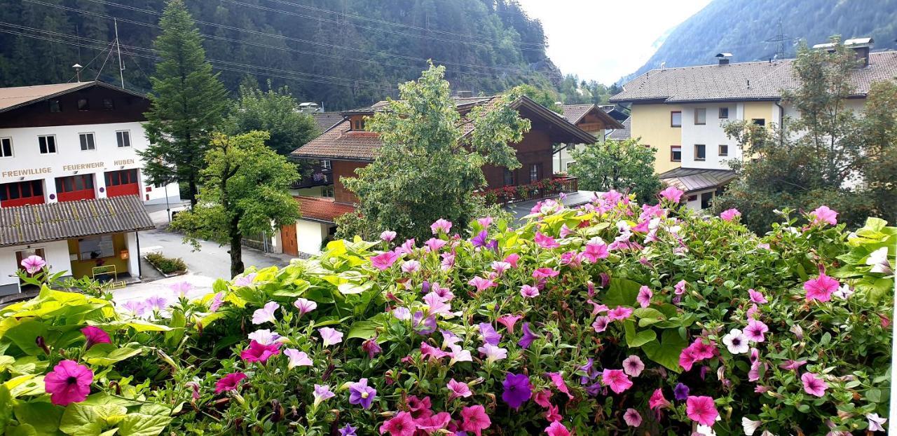 Gasthaus Post Matrei in Osttirol Exterior photo